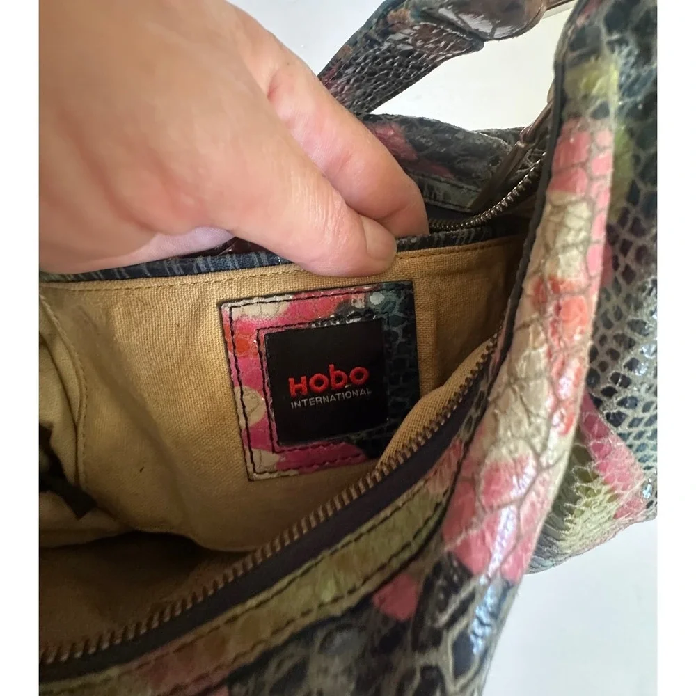 Y2K Hobo International Snakeskin Embossed Floral Leather Shoulder Bag Multi